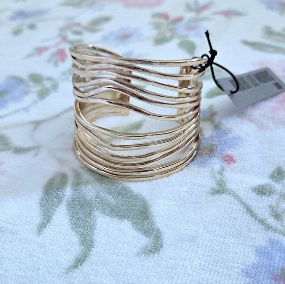 Robert Lee Morris Layered Gold💛 Wire Cuff Bracelet - Picture 5 of 16